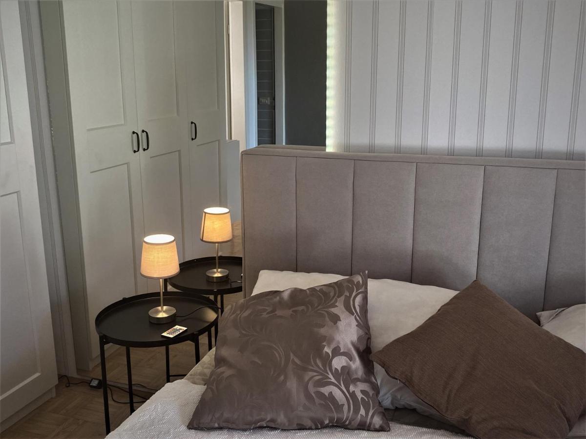 Soraja Apartments イゾラ エクステリア 写真