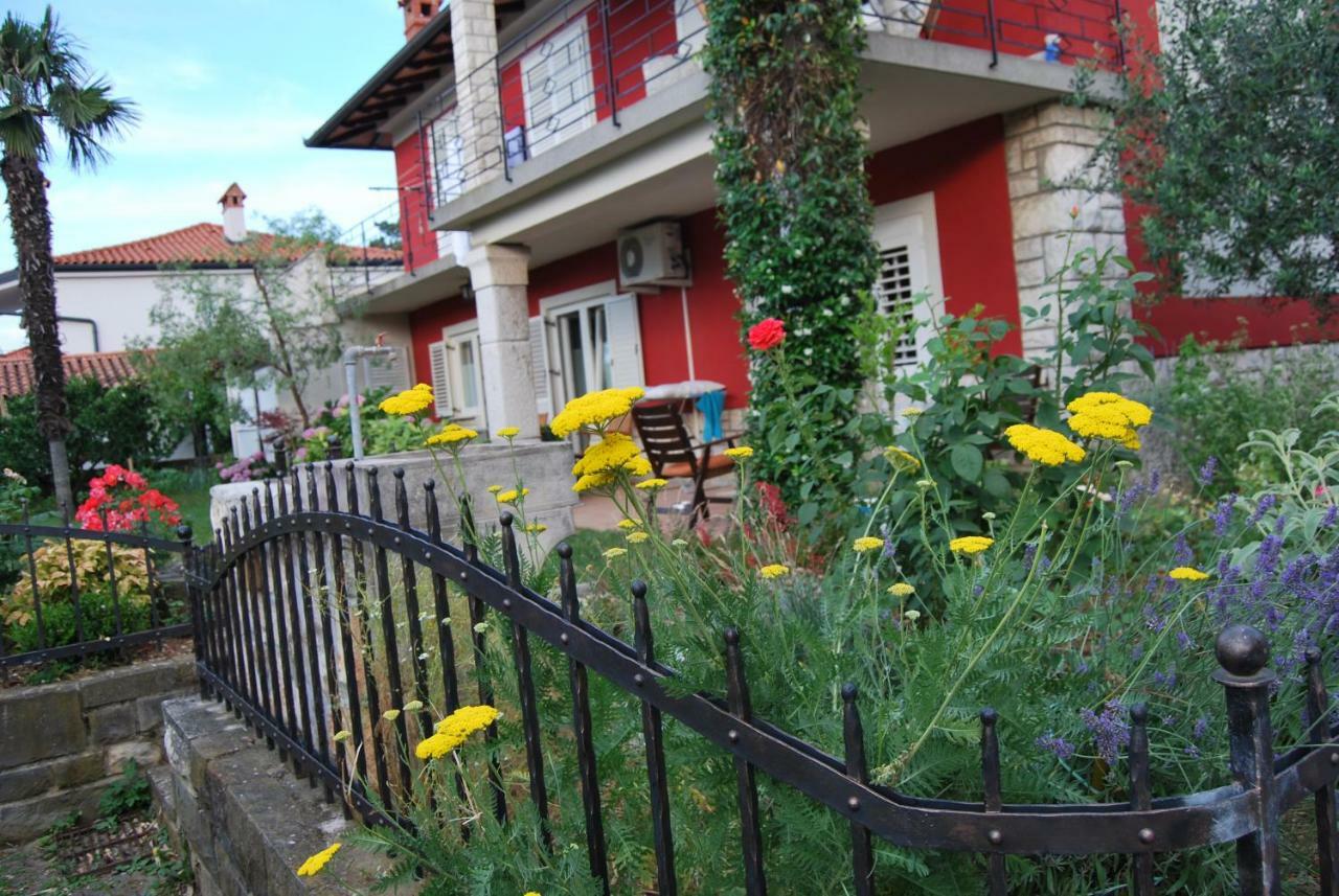 Soraja Apartments イゾラ エクステリア 写真